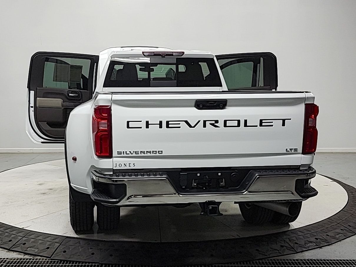 Used 2023 Summit White Chevrolet LTZ image 14