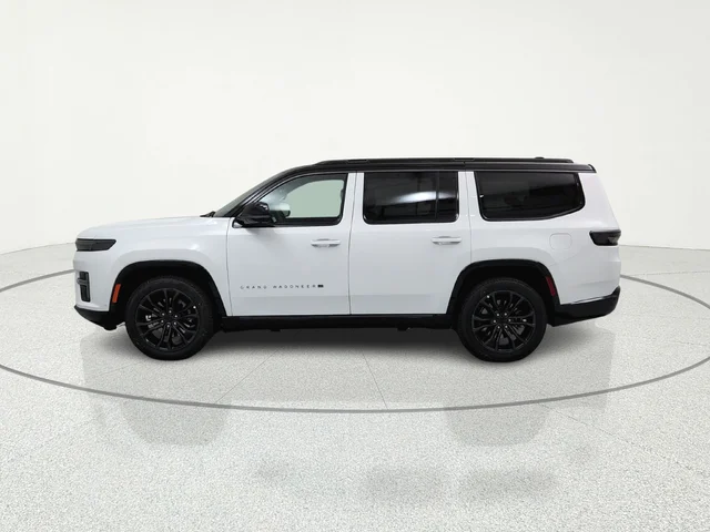 New 2026 Bright White Clear-Coat Exterior Paint Jeep Summit image 3