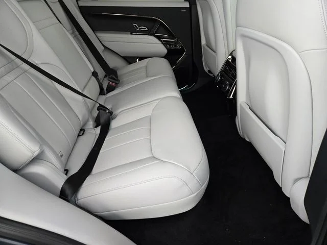 2026 Land Rover Range Rover Sport SE - Photo 17