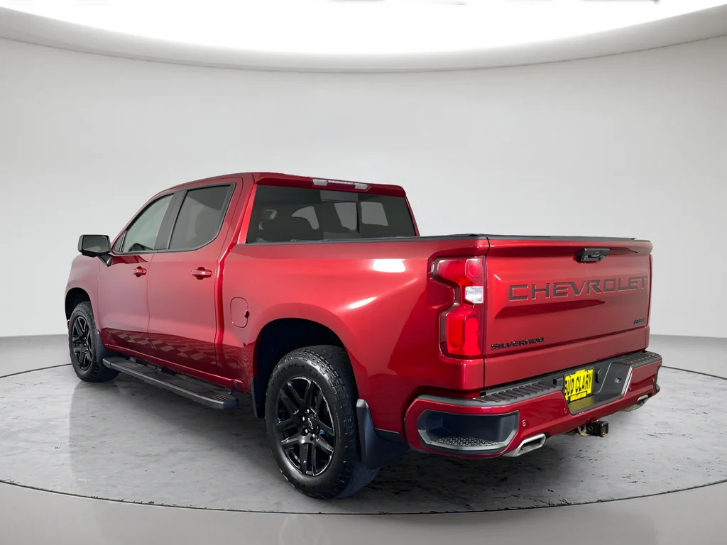 Used 2023 Red Chevrolet RST image 5