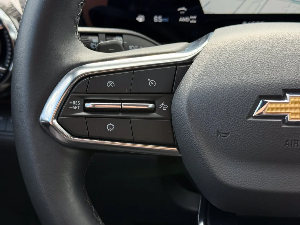 Used 2026 Sterling Gray Metallic Chevrolet LT image 30
