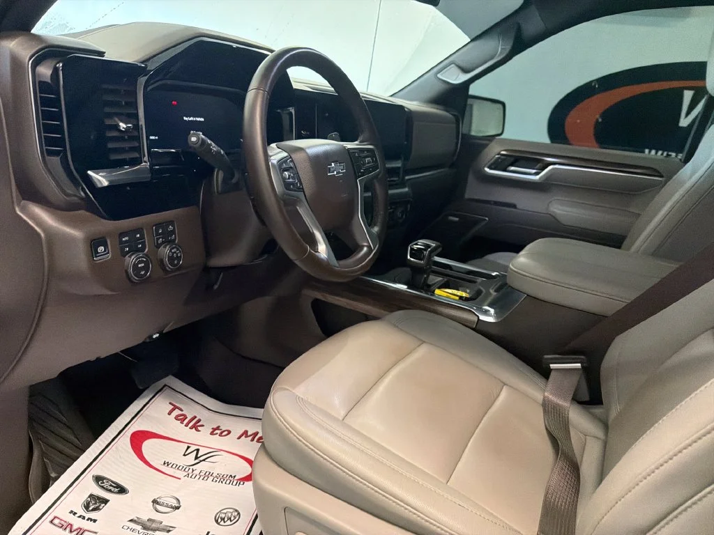 Used 2026 White Chevrolet RST image 11