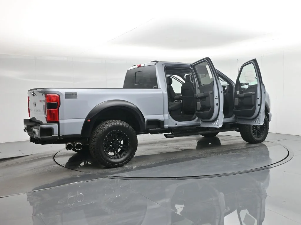 New 2026 Glacier Gray Metallic Tri-Coat Ford Lariat image 5