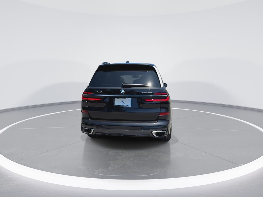 Used 2027 Black BMW xDrive40i image 7