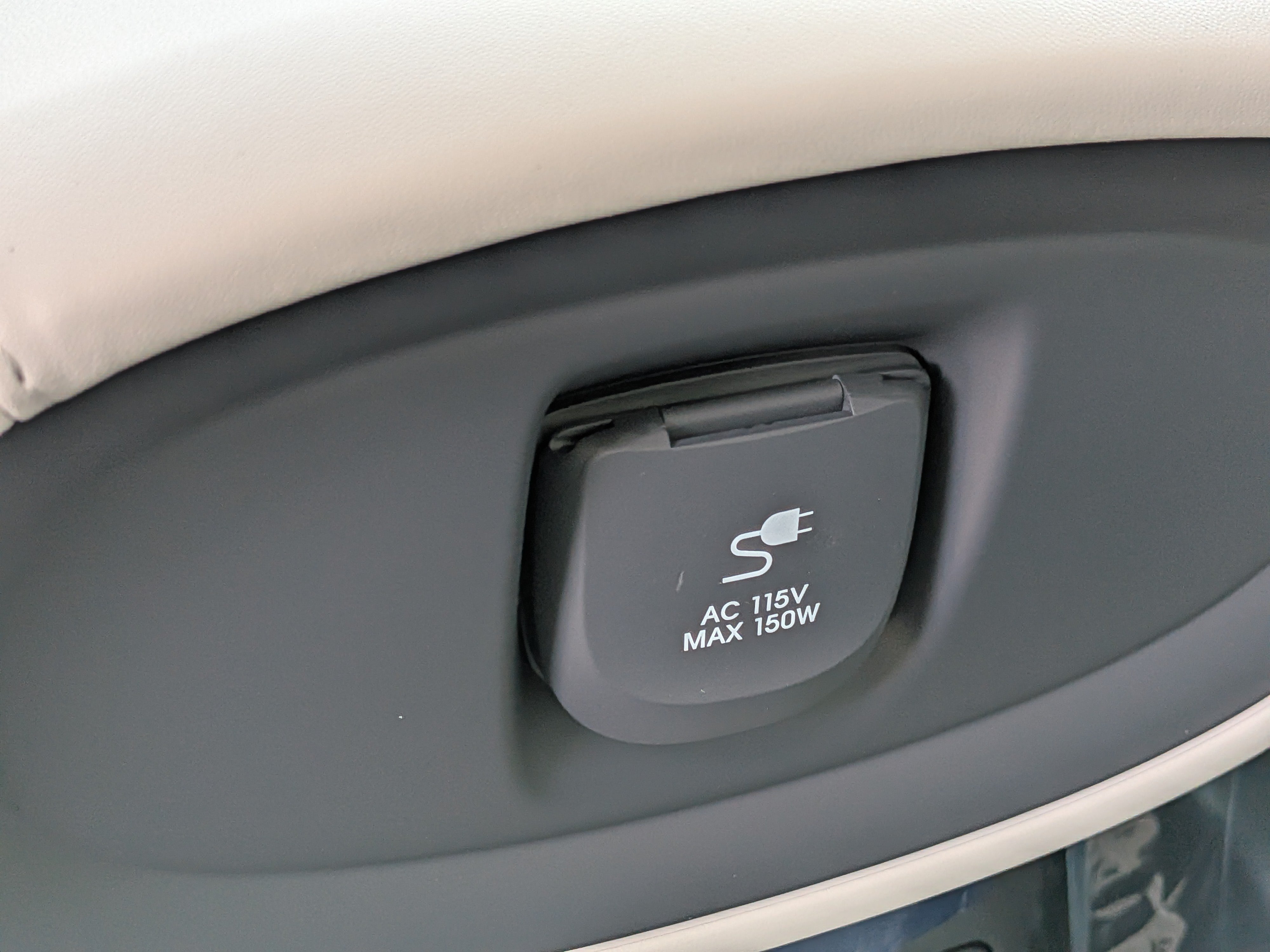 New 2026 Earthy Brass Matte Hyundai Calligraphy FWD image 43