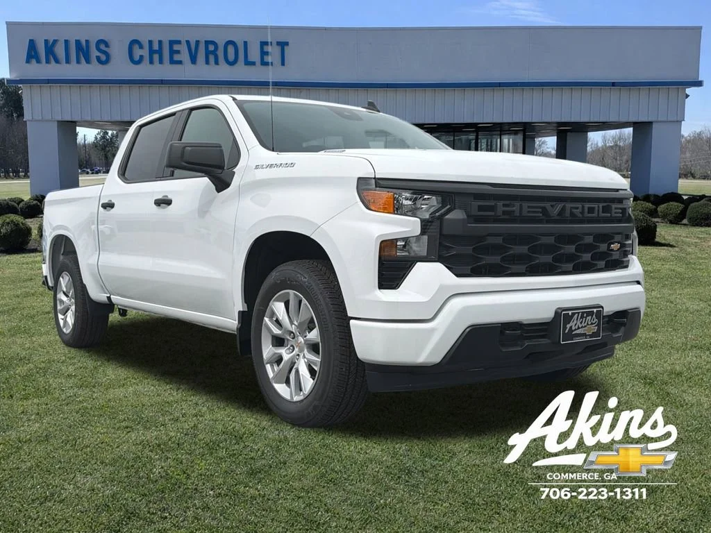 New 2026 Summit White Chevrolet Custom image 7