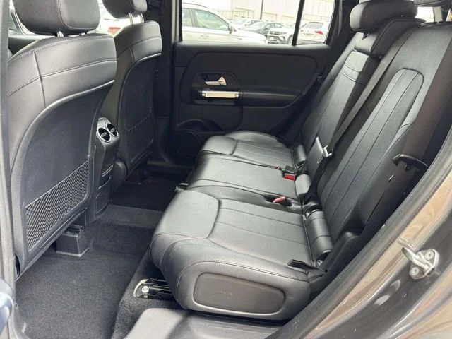 Used 2020 Gray Mercedes-Benz GLB 250 image 15