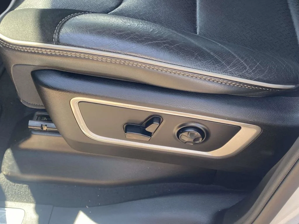 Used 2019 White Ram Laramie image 21