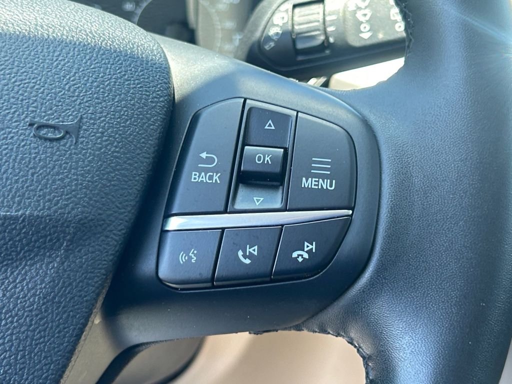 Used 2022 White Ford SE image 28