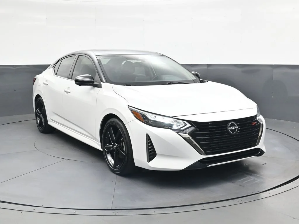 Used 2024 White Nissan SR image 2