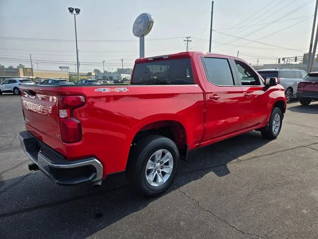 Used 2025 Red Chevrolet LT image 8
