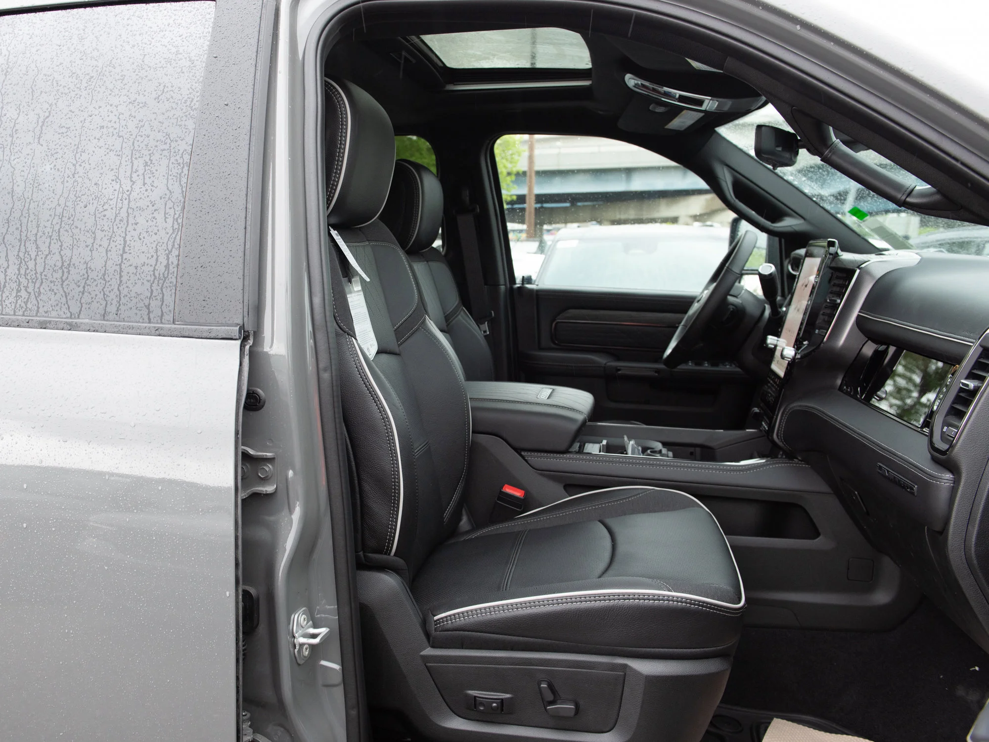 New 2026 Grey RAM Limited* image 27