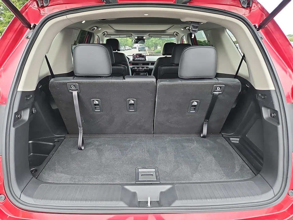 Certified Used 2025 Radiant Red Metallic II Honda Touring image 6