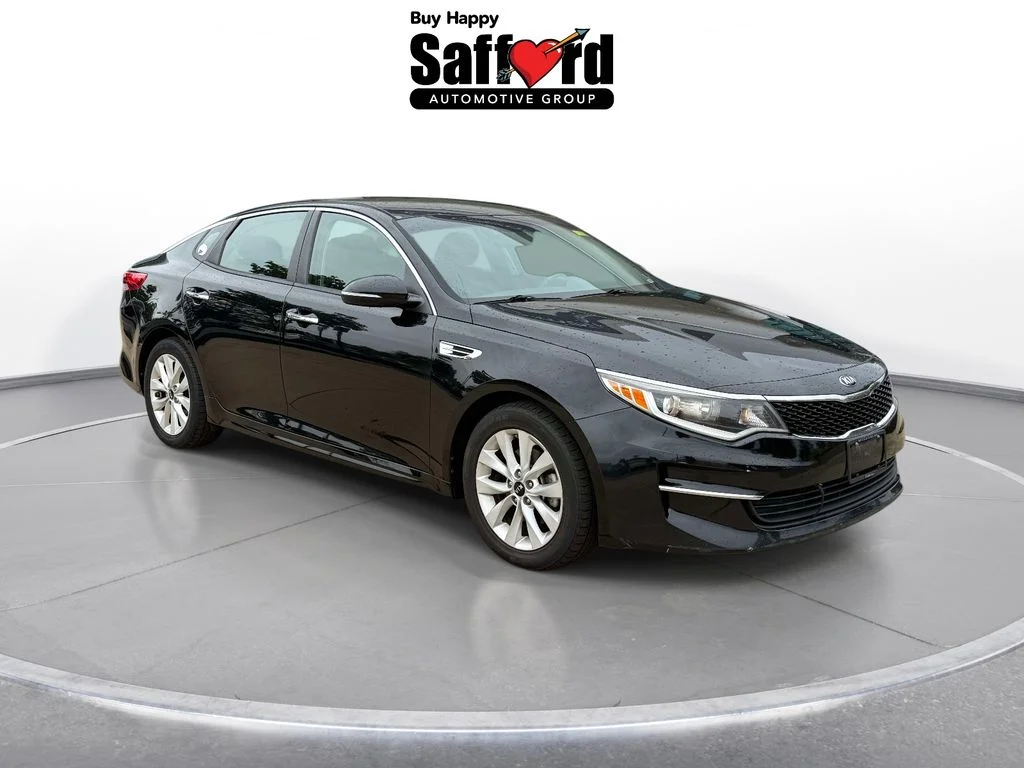 Used 2016 Ebony Black Kia LX image 10