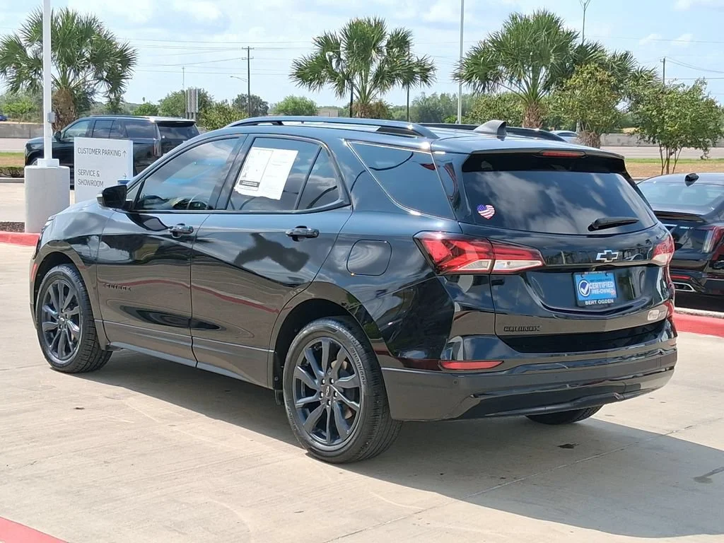 Used 2024 Mosaic Black Metallic Chevrolet RS image 4