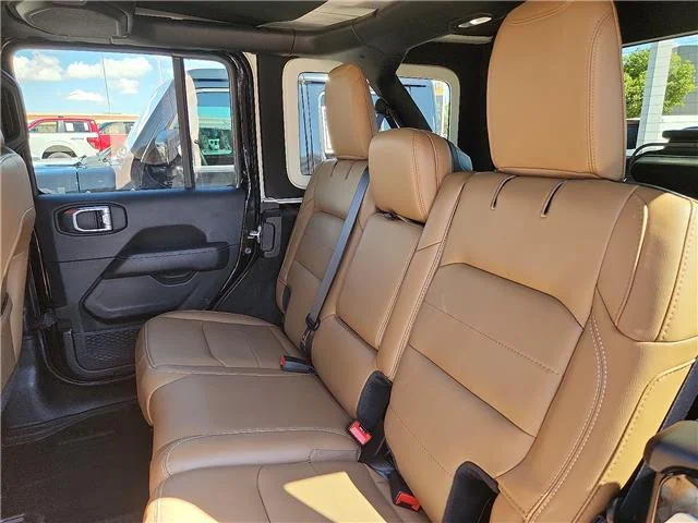 Used 2023 Black Clearcoat Jeep Sahara 4x4 image 8