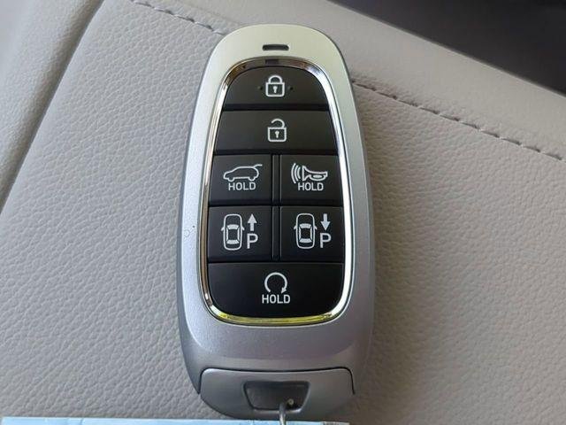 New 2024 Black Hyundai Limited AWD image 31