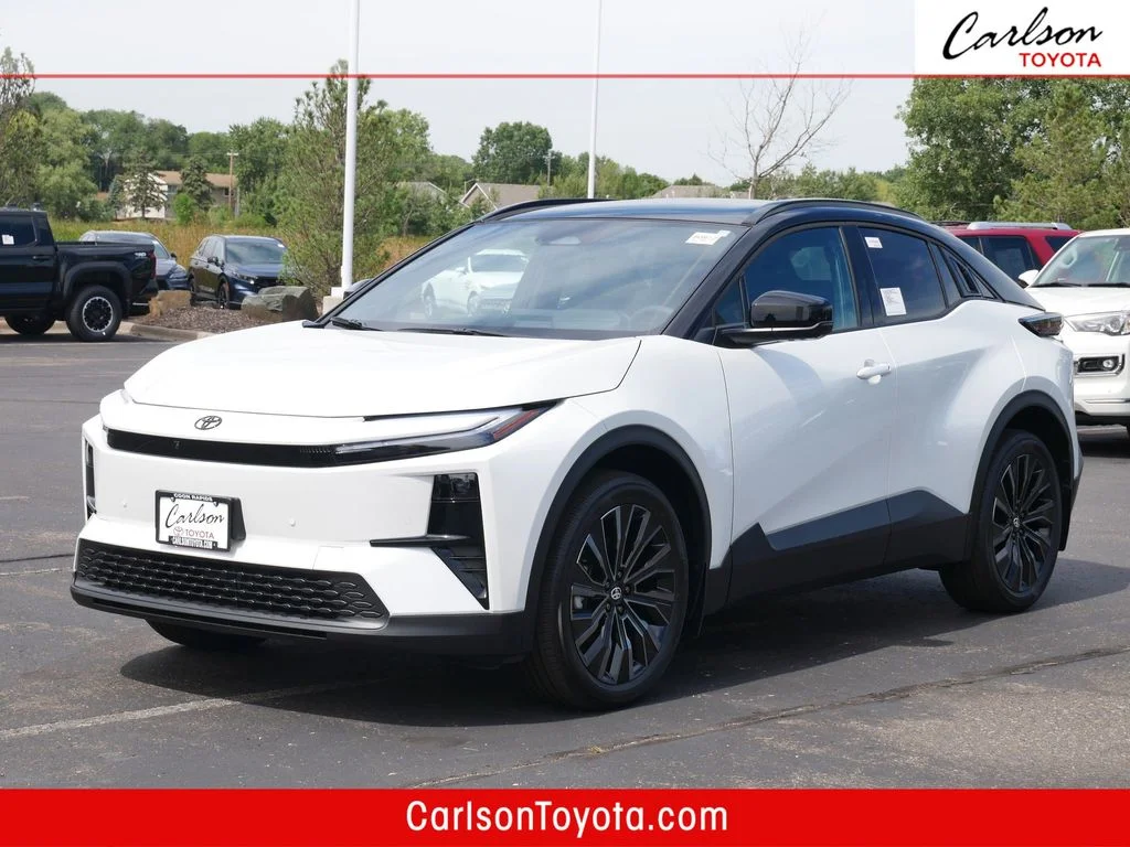 2026 Toyota C-HR  XSE