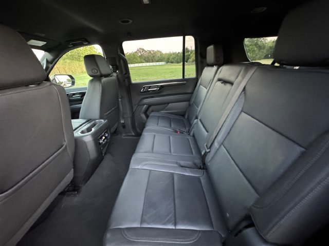 2025 Chevrolet Suburban LT - Photo 30
