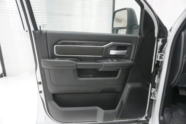 Used 2024  Ram Big Horn image 12