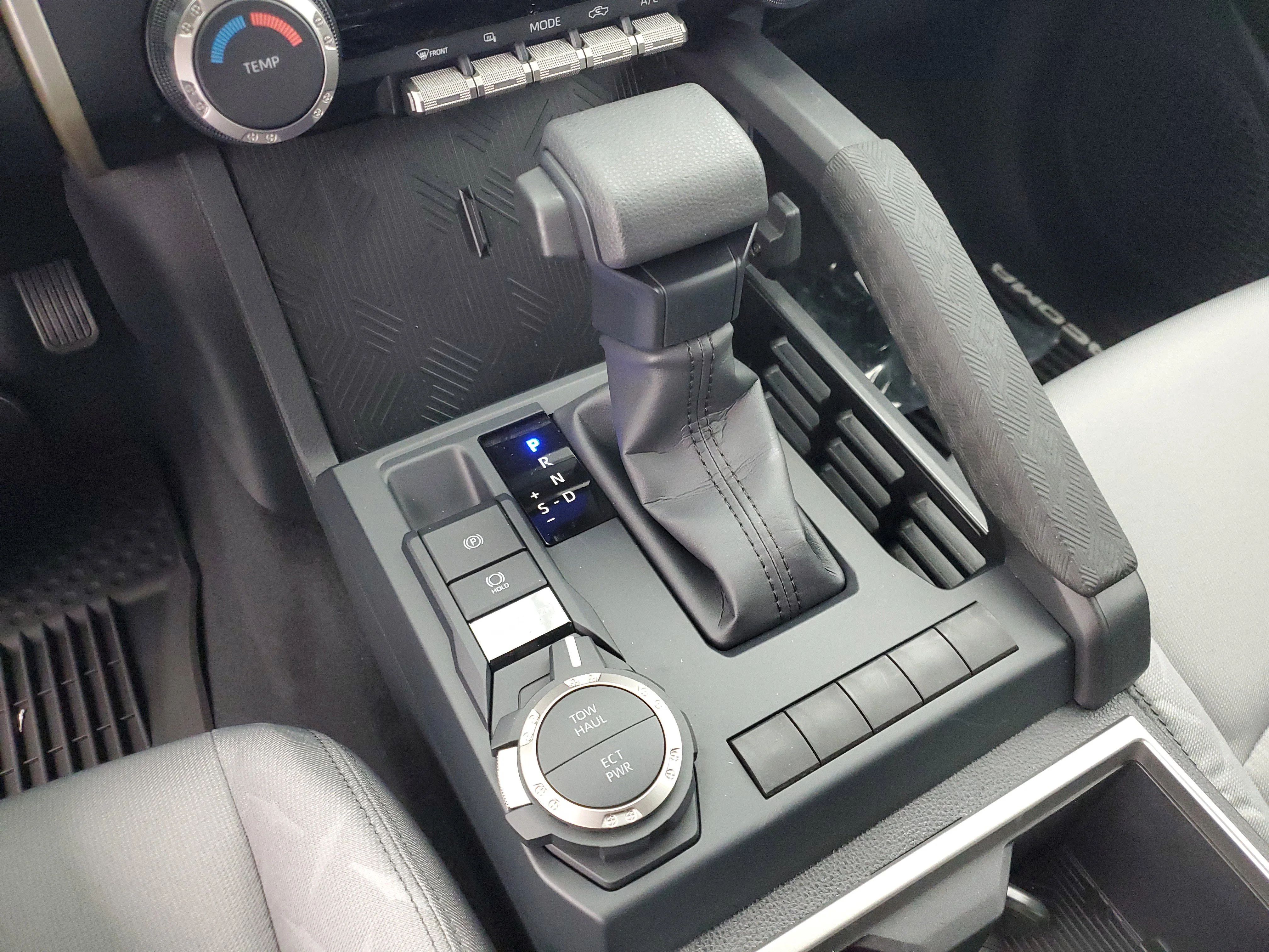 2026 Toyota Tacoma SR5 - Photo 31