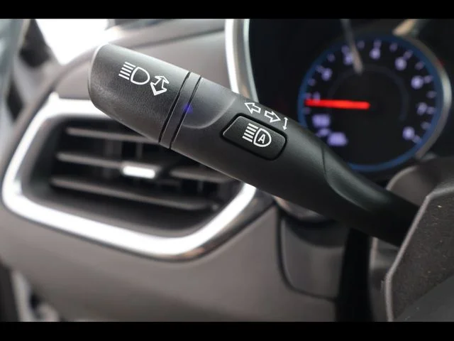 Used 2024 White Chevrolet LT image 23