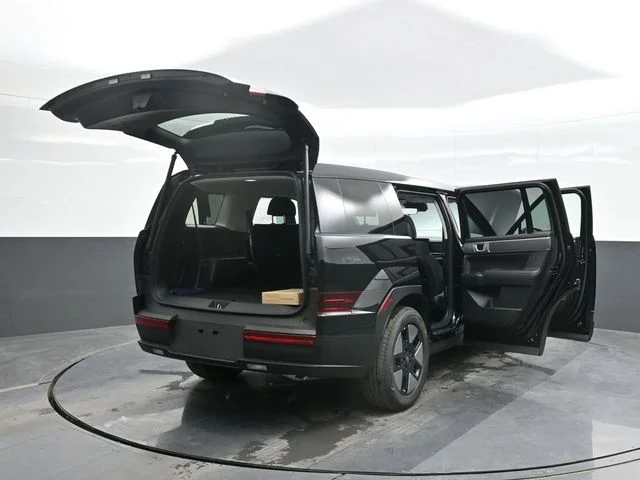 New 2026 Black Hyundai SE image 29