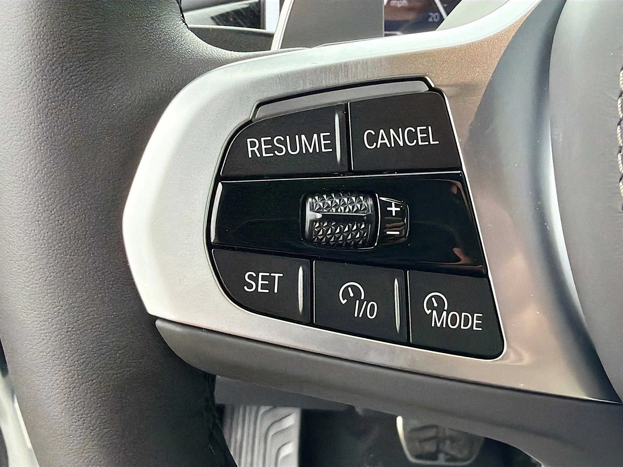 New 2027 Alpine White BMW xDrive40i image 39