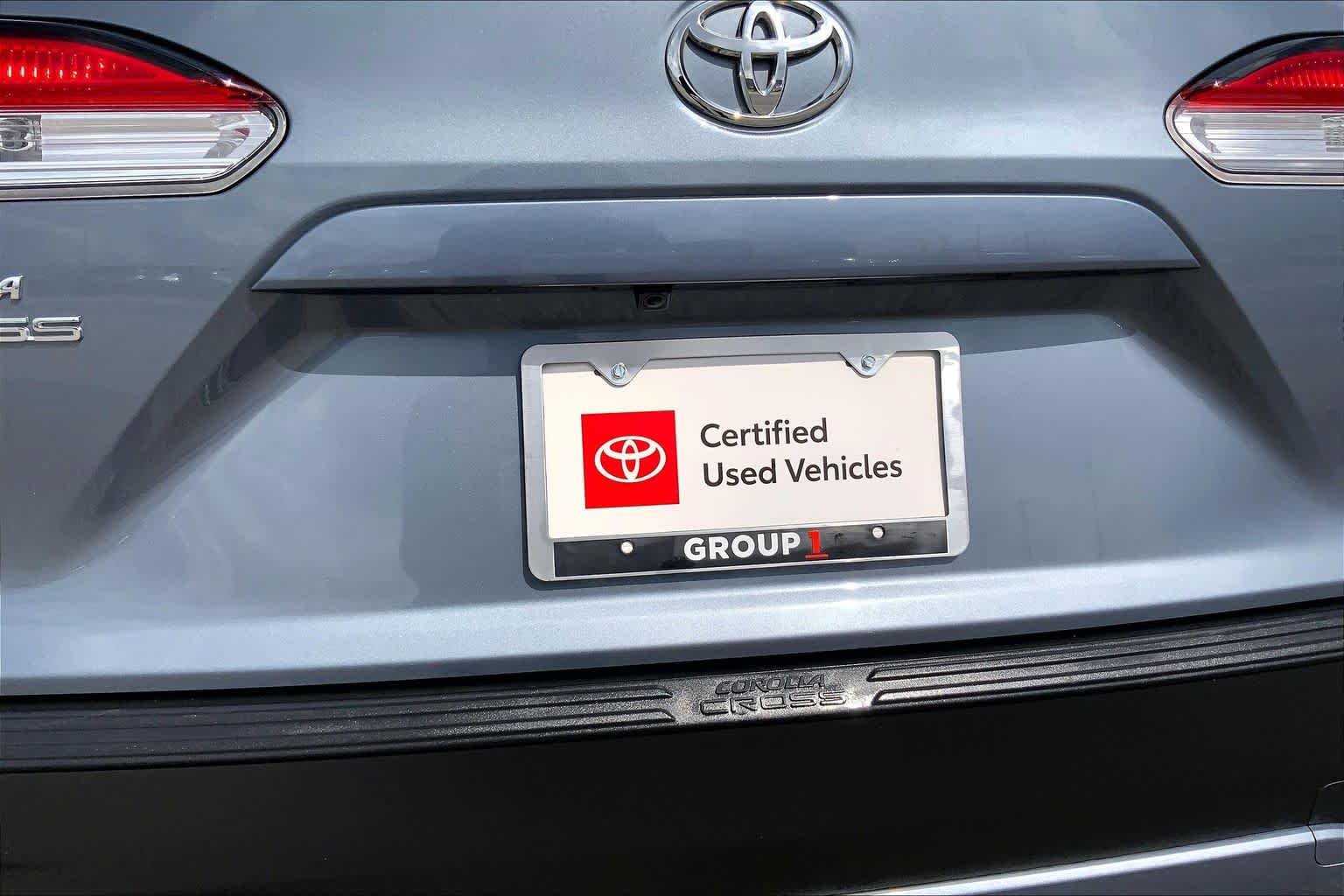 Used 2023 Celestite Toyota LE image 10