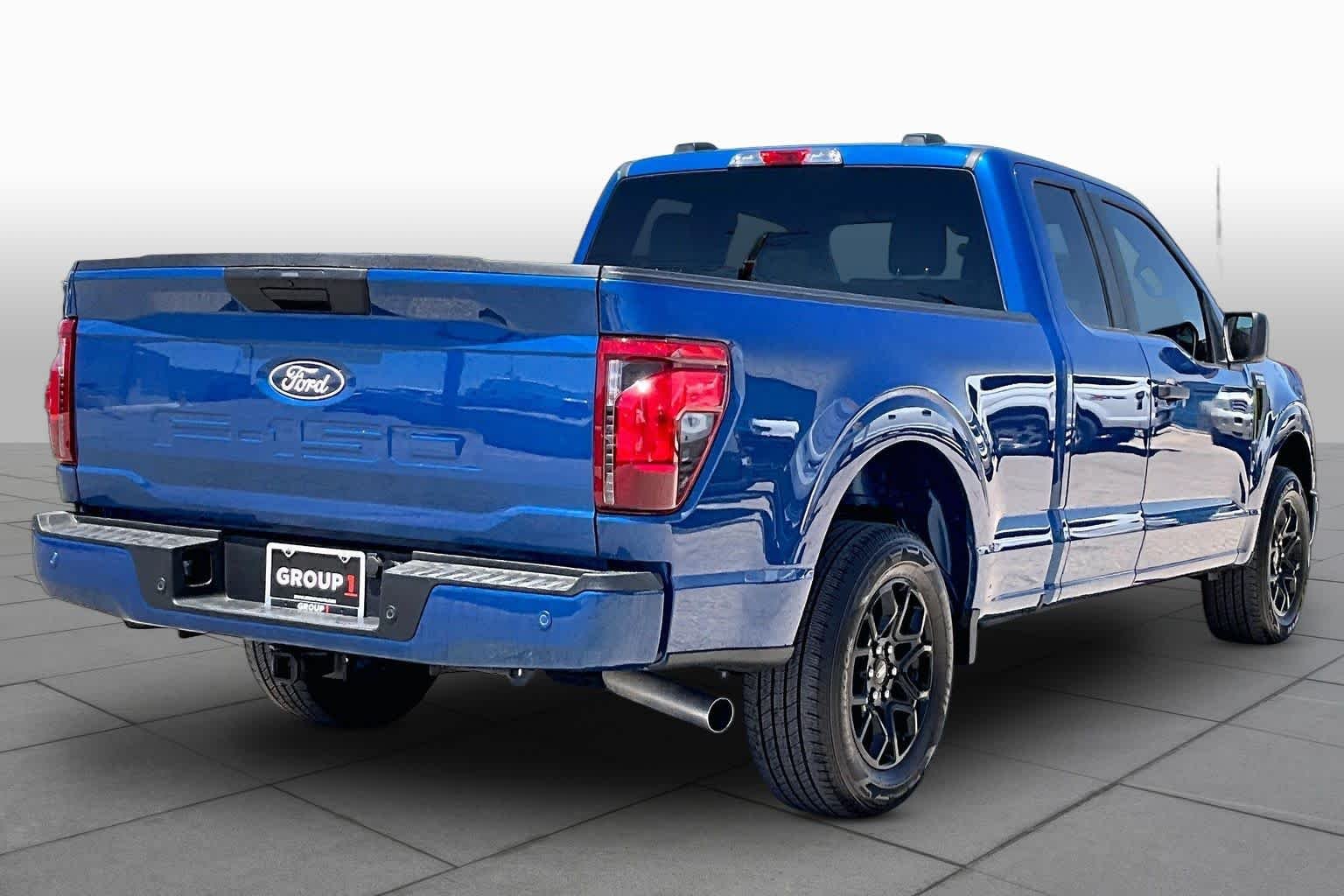 Used 2025 Atlas Blue Metallic Ford STX image 12