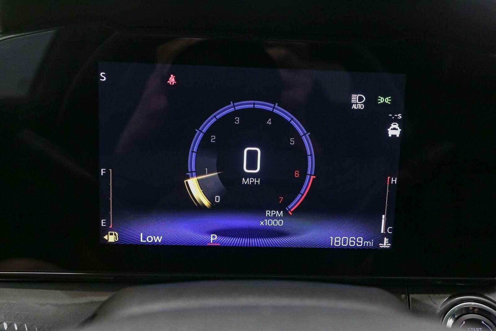 Used 2025 Sterling Gray Metallic Chevrolet ACTIV image 37