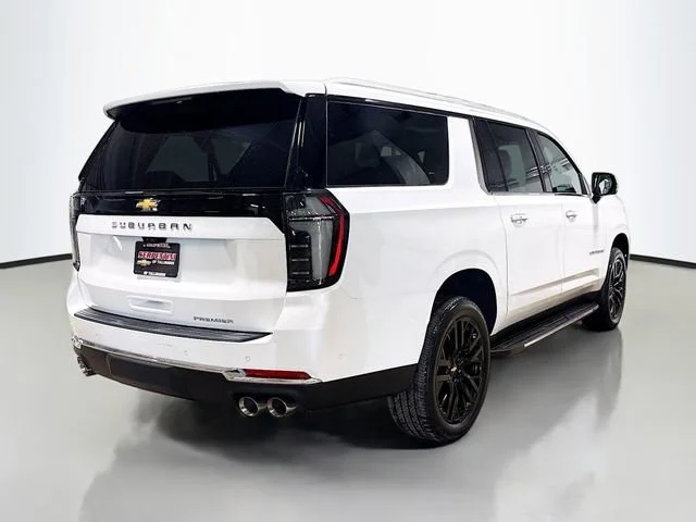 2025 Chevrolet Suburban Premier - Photo 7