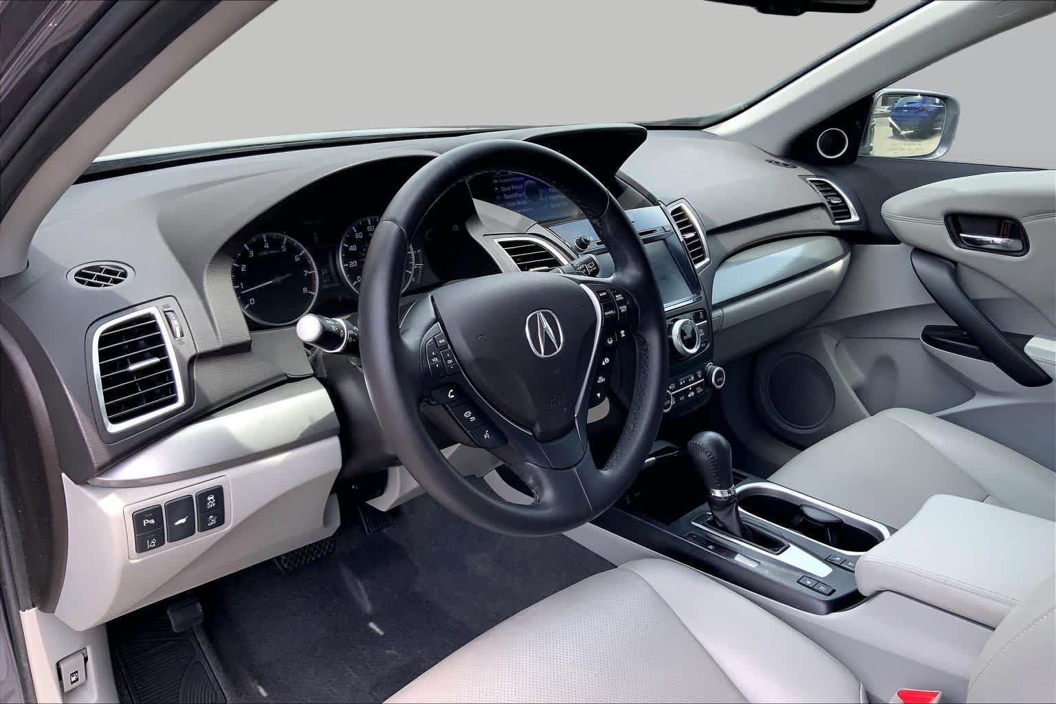 Used 2018 Modern Steel Metallic Acura w/Advance Pkg image 18