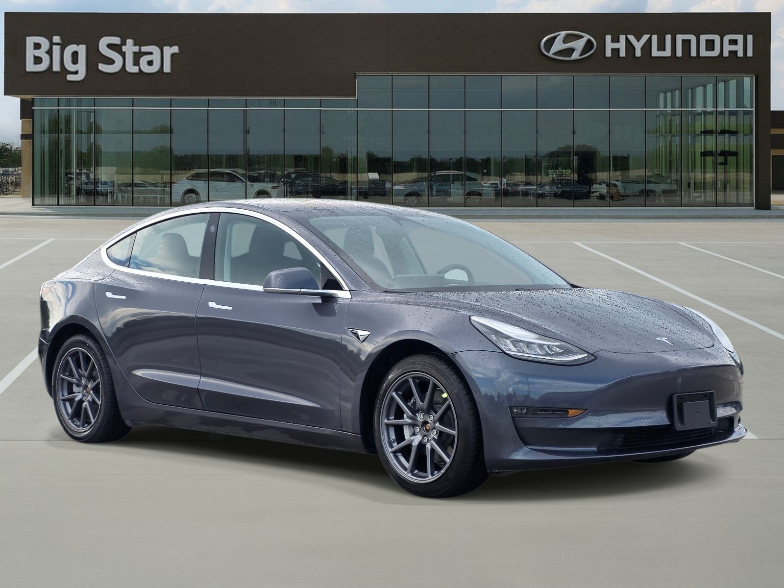 Used 2018 Gray Tesla Long Range image 6