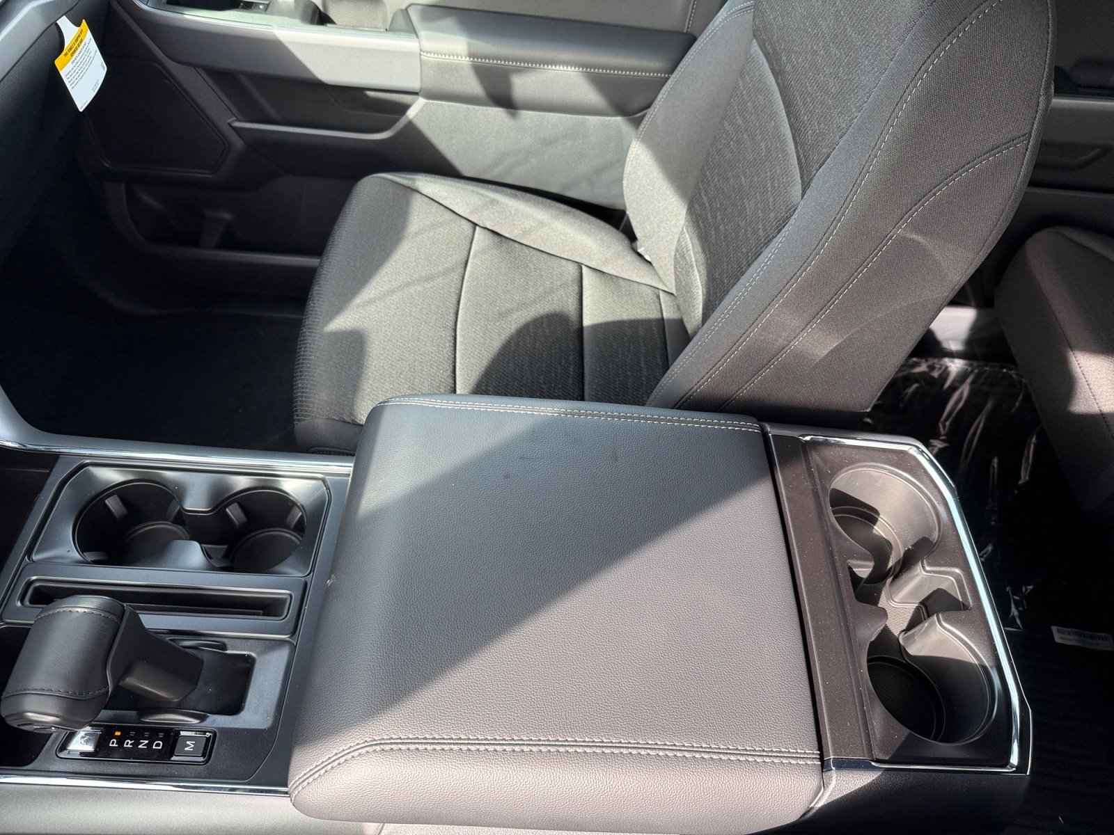 New 2026 Oxford White Ford XLT image 14