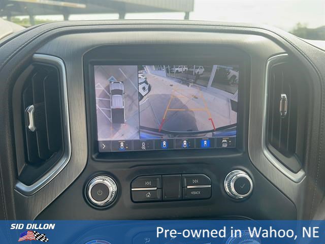 Used 2021 White Frost Tricoat GMC Denali image 17