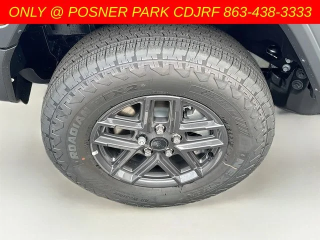 New 2026 Tuscadero Pearl-Coat Exterior Paint Jeep Sport S image 30
