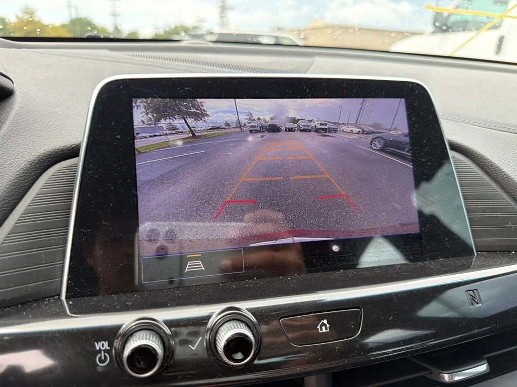 Used 2021 Red Cadillac Sport image 20