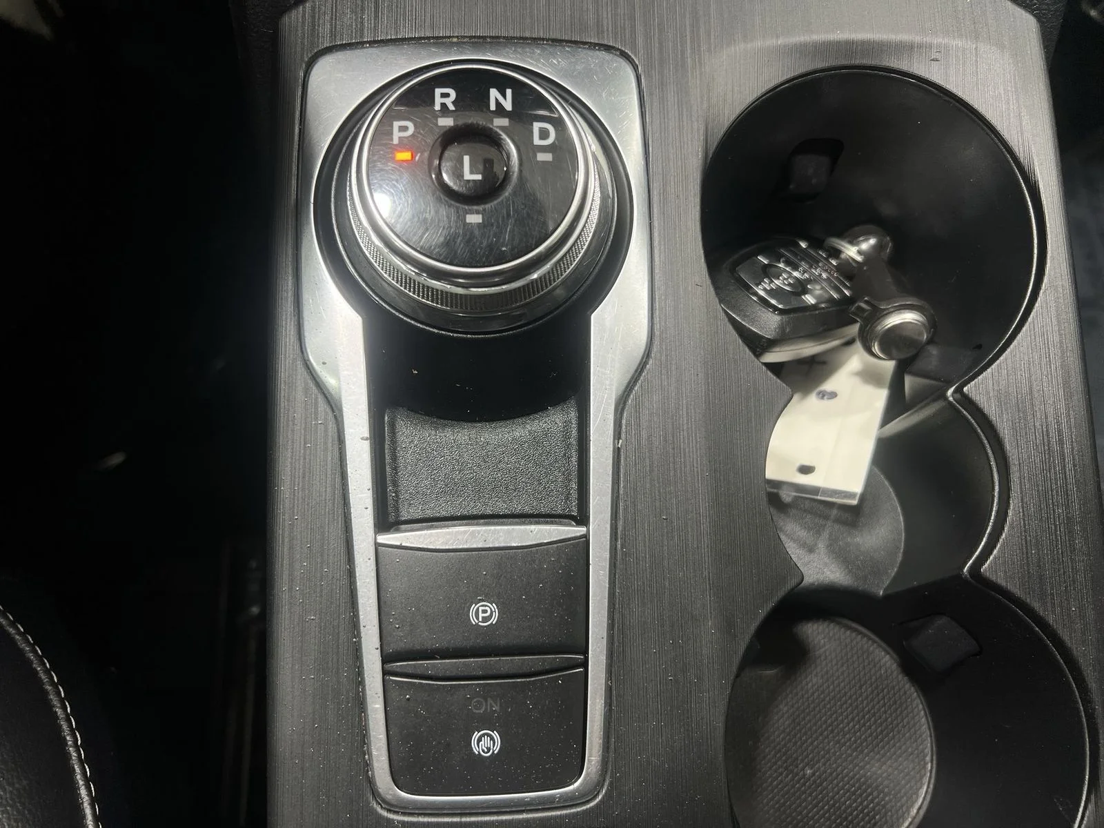 2020 Ford Escape SEL - Photo 19