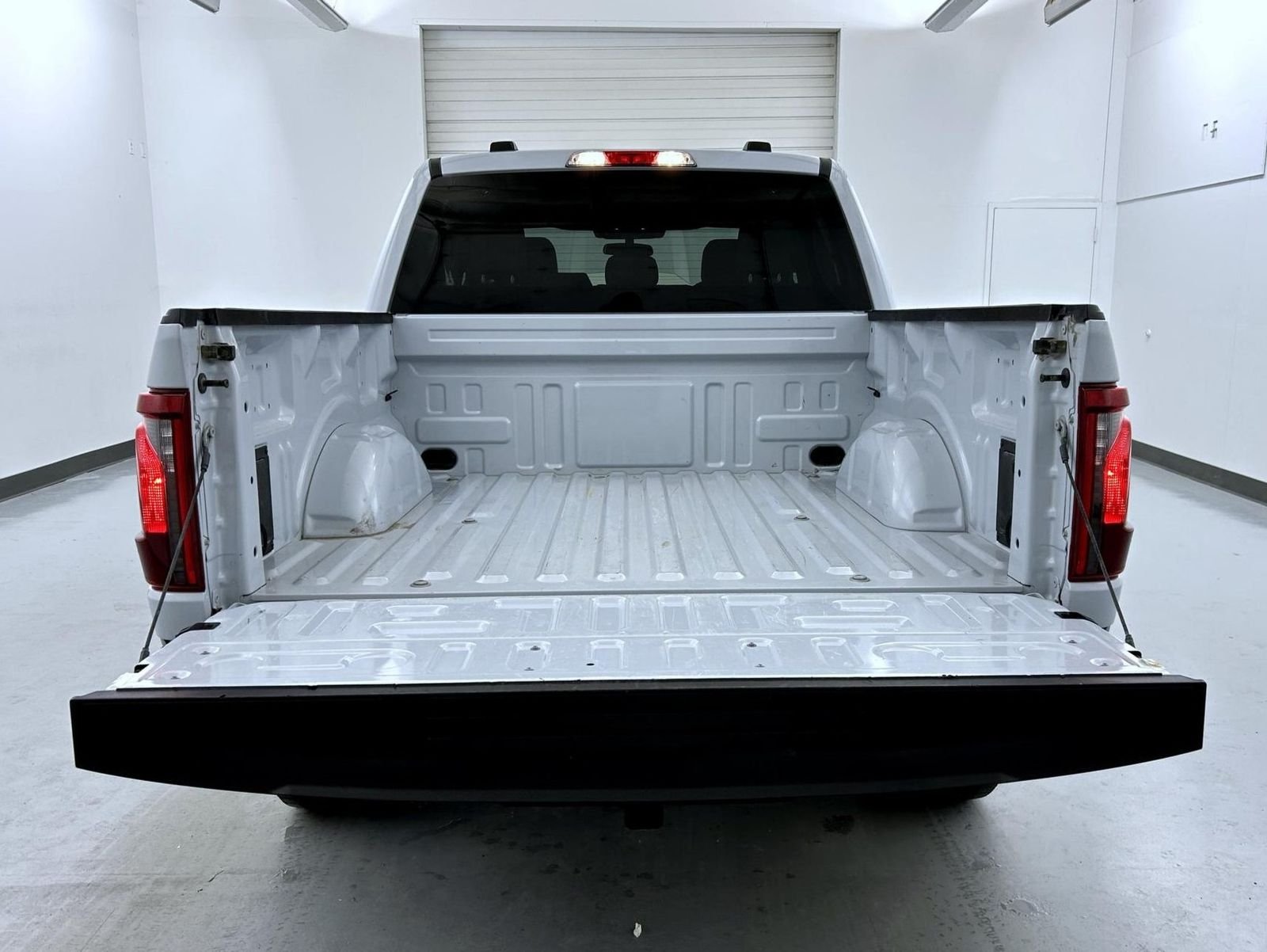 Used 2025 White Ford XLT image 21