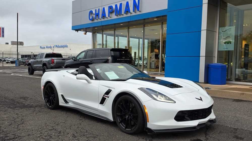 Used 2019 White Chevrolet Grand Sport 2LT image 1