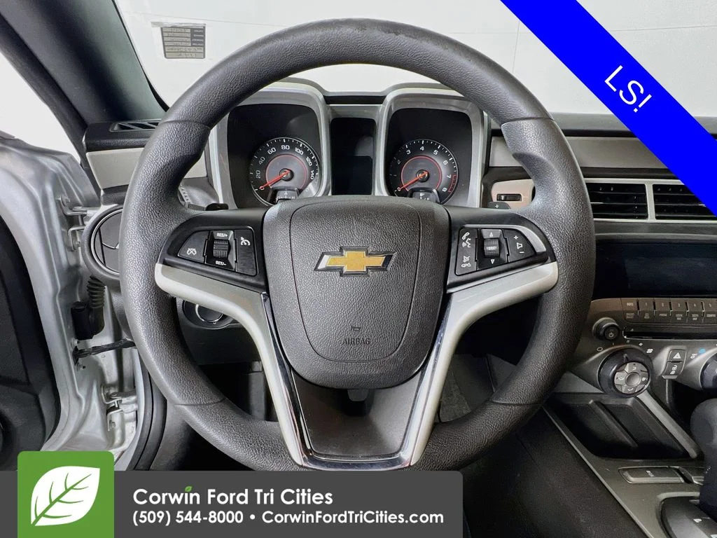 Used 2014 Silver Ice Metallic Chevrolet 2LS image 8