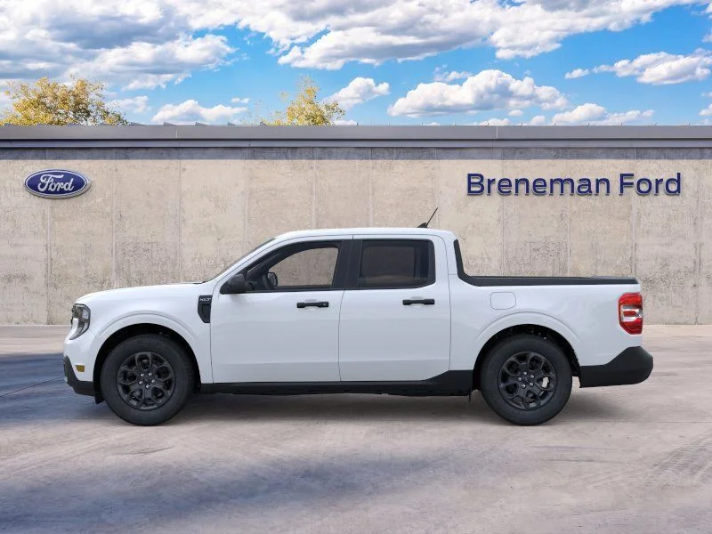 New 2026 Oxford White Ford XLT image 3