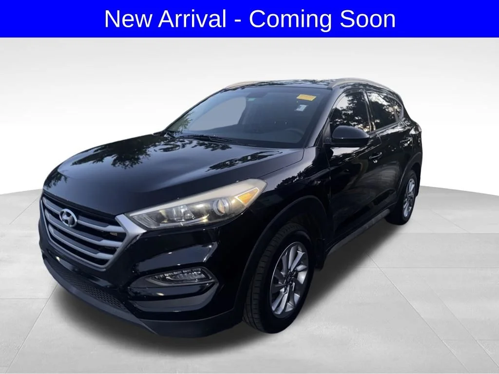 Used 2018 Black Hyundai SEL image 1