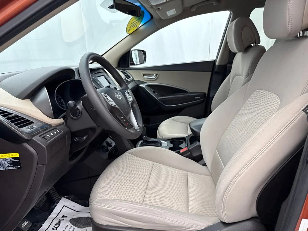 Used 2017 Copper Hyundai 2.4 Base image 18