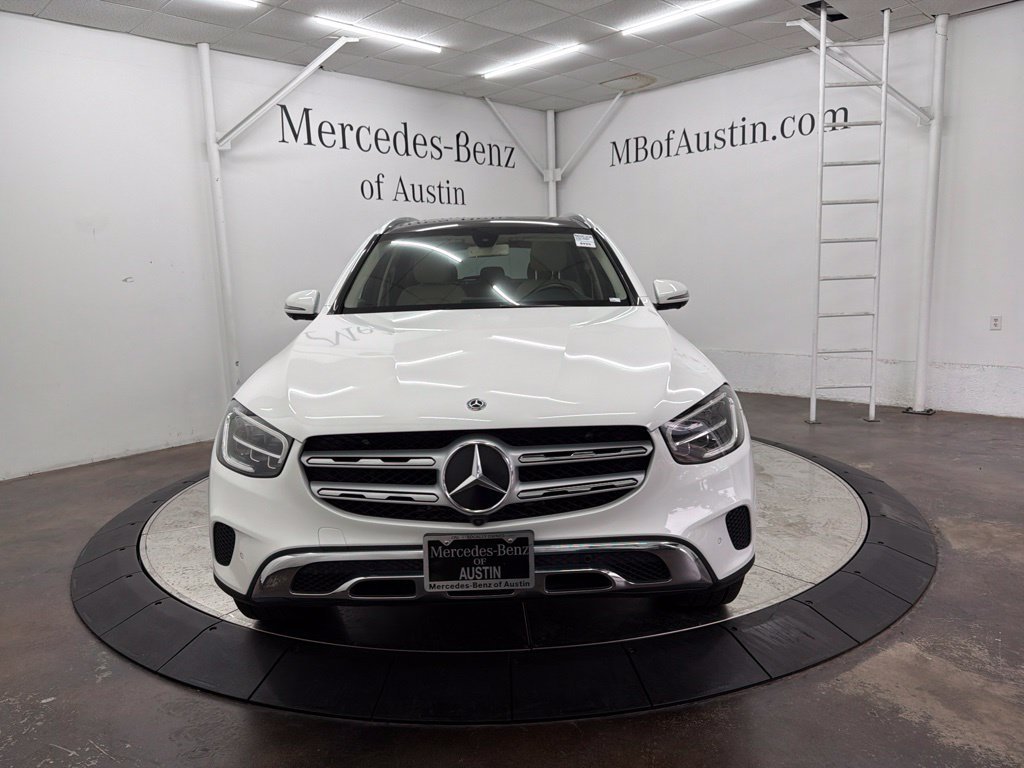 Used 2020 White Mercedes-Benz GLC 300 image 2