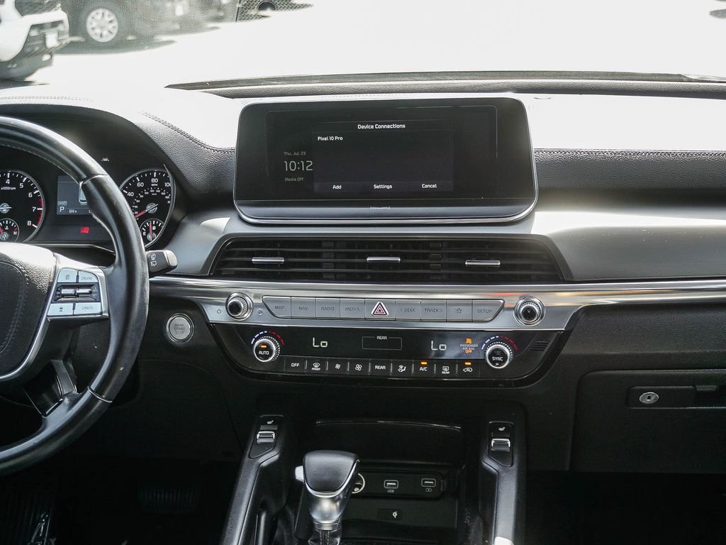 Used 2022 Purple Kia S image 15