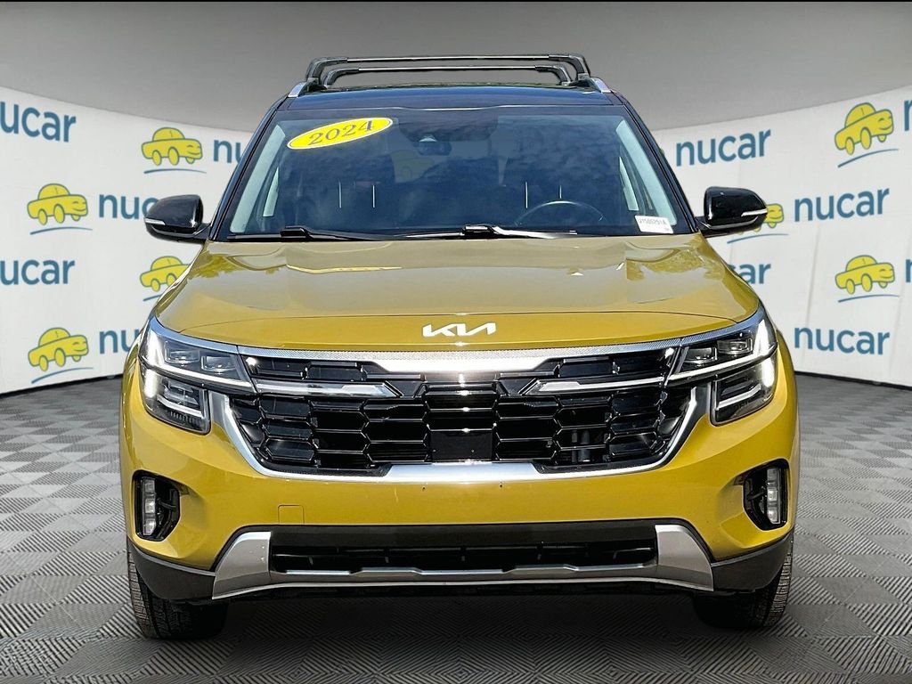 Used 2024 Green Kia SX image 2