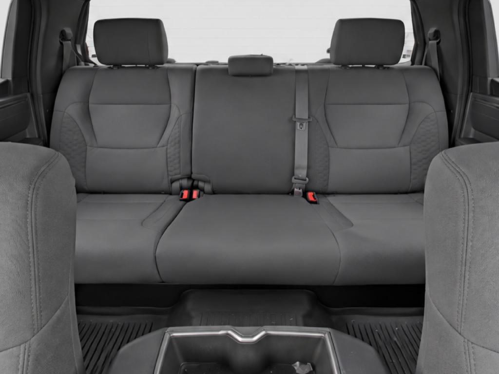 Used 2026  Toyota SR5 image 18
