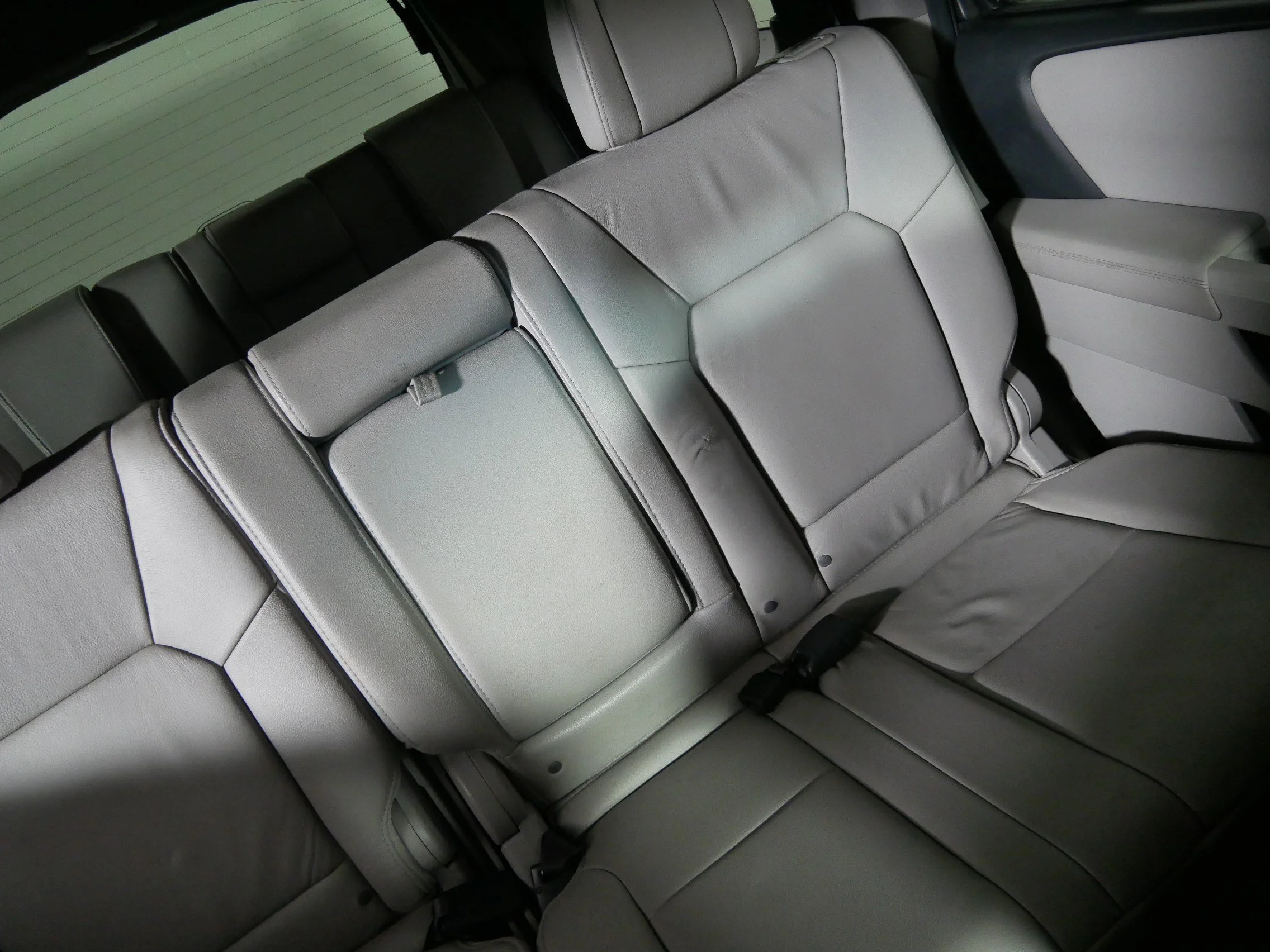 Used 2013 Polished Metal Metallic Honda Touring image 14